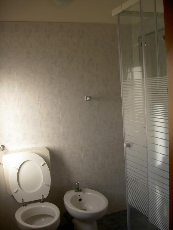 Bed and Breakfast Casa Ale Marghera Exterior foto
