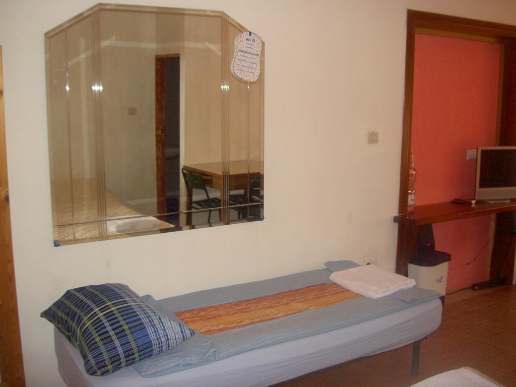 Bed and Breakfast Casa Ale Marghera Exterior foto